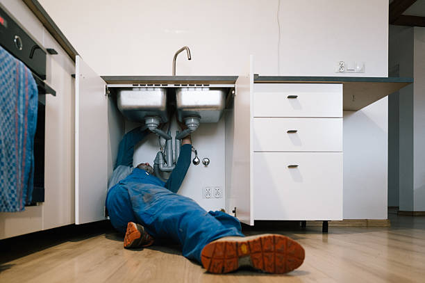 Professional Plumbing technician working in Hondo, TX